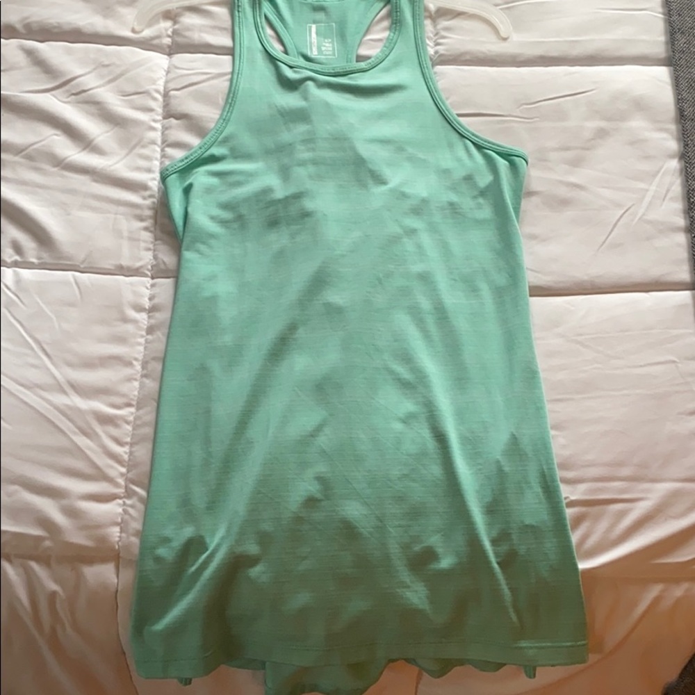 Long Tank Top Women’s